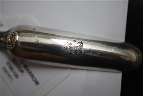 A William IV silver thread pattern marrow scoop, 9in.